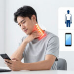 Cara-Mengatasi-Nyeri-Leher-Akibat-Terlalu-Lama-Menunduk-Melihat-Ponsel-Setiap-Hari